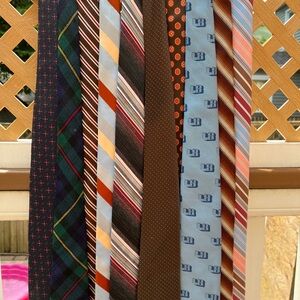 1 Lot of  Vintage Men’s ties- lot qty 12- 1 wool the rest of lot is polyester.